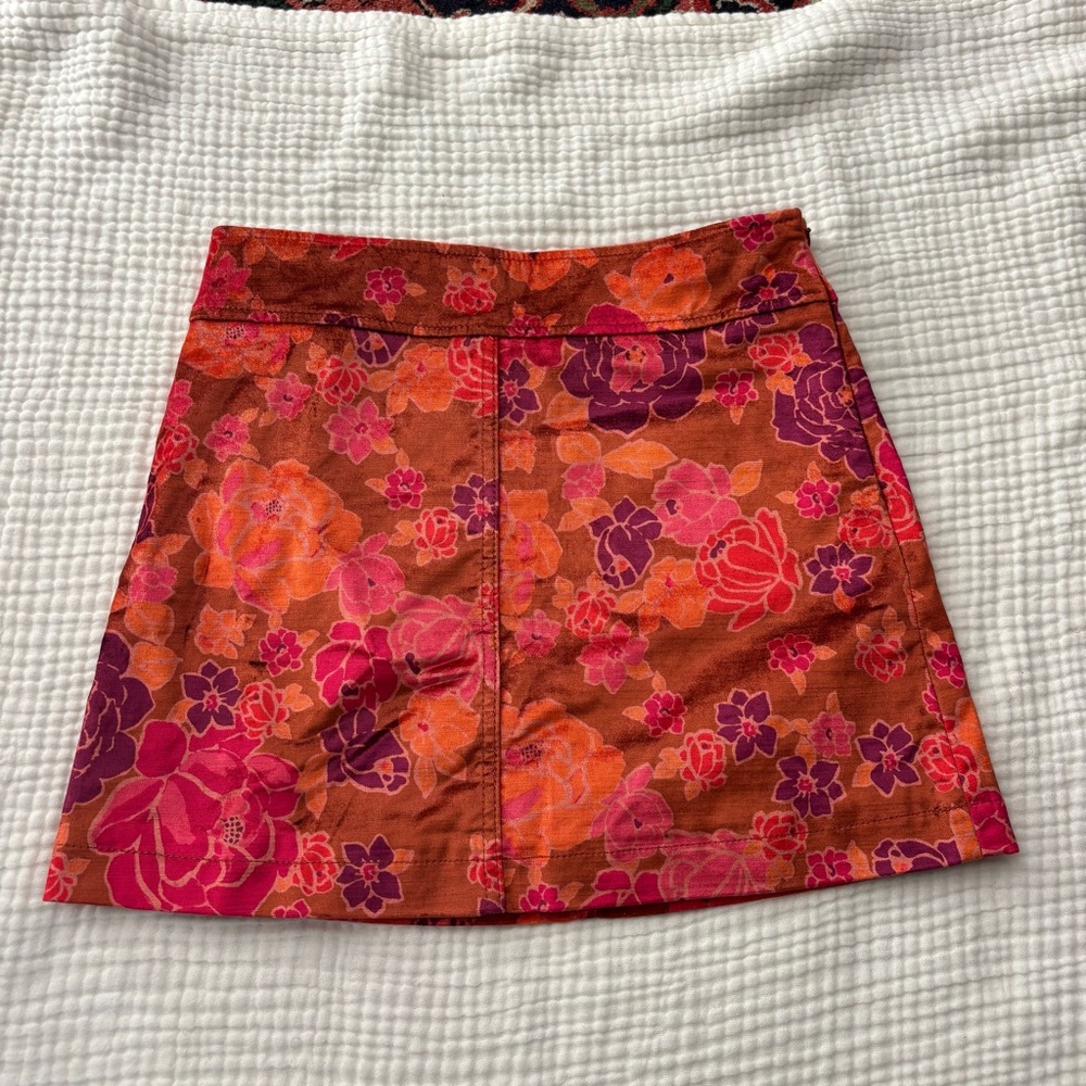 FREE PEOPLE orange floral velvet patterned shiny mini skirt size 4
